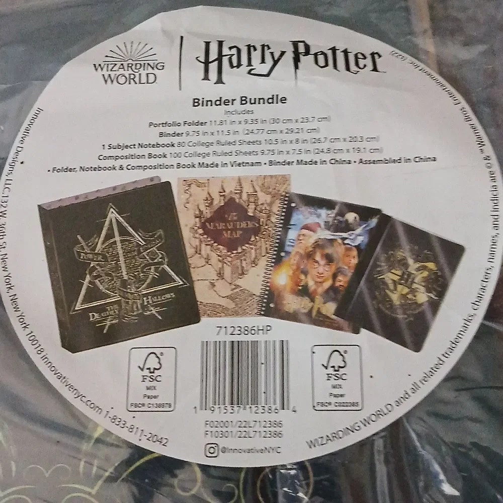 Harry Potter School Binder Bundle Brand New still sealed